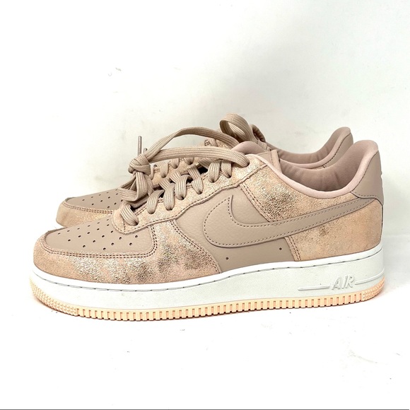 Nike Air Force 1 Low
Metallic Red Bronze (W) - Picture 2 of 6